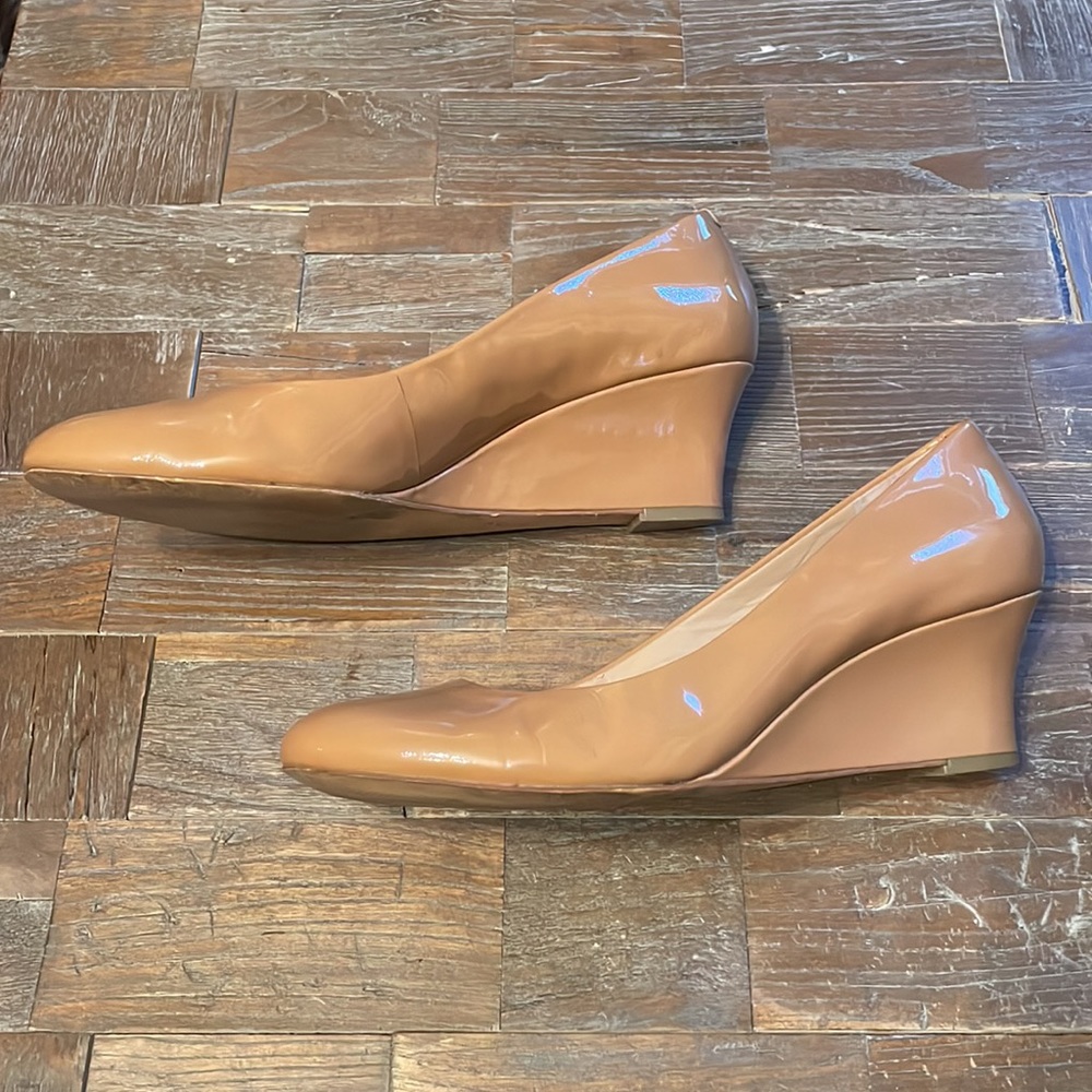 Arturo Chiang Patent Leather AT-Arora Adobe Wedges🖤 - Picture 9 of 16
